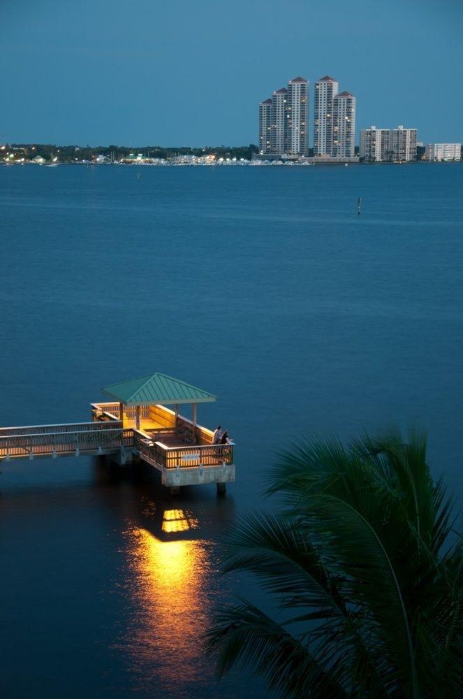 Best Western Fort Myers Waterfront 3*