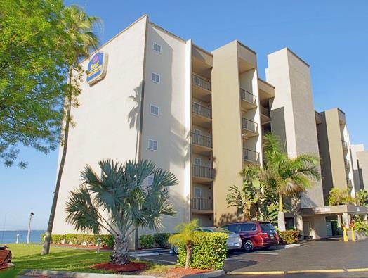 Best Western Fort Myers Waterfront Hotel 3*
